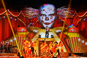 DJ BoBo mit Halloween Circus