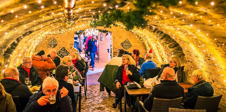 Werbung | Mosel-Wein-Nachts-Markt: Der Weihnachtsmarkt in der Traben-Trarbacher Unterwelt