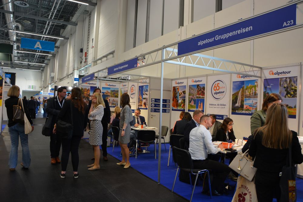 Anzeige | LIVE VON DER RDA-EXPO: Jubiläum bei Alpetour voller Highlights