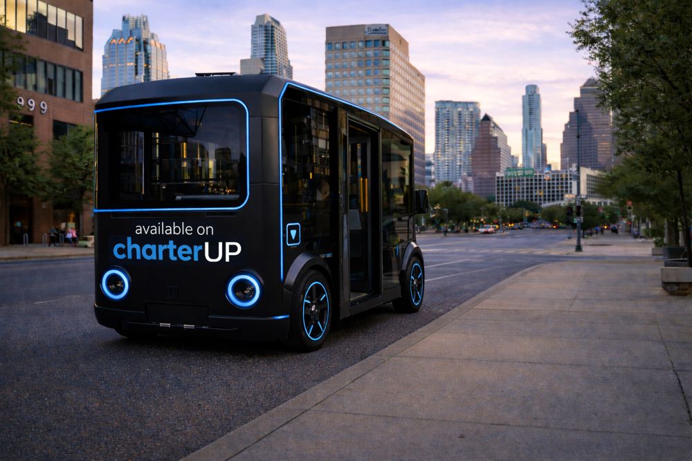 HOLON UND CHARTERUP: Autonome Shuttles werden massentauglich