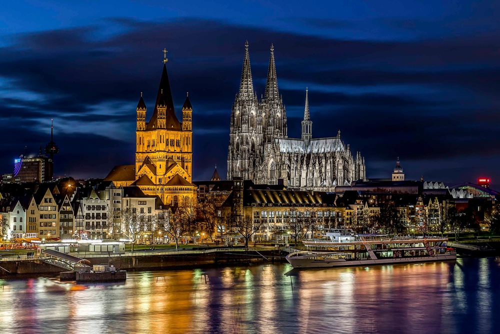 NEUE BESUCHERREGELN: Kölner Dom verlangt ab 1. Juli 12 Euro Eintritt
