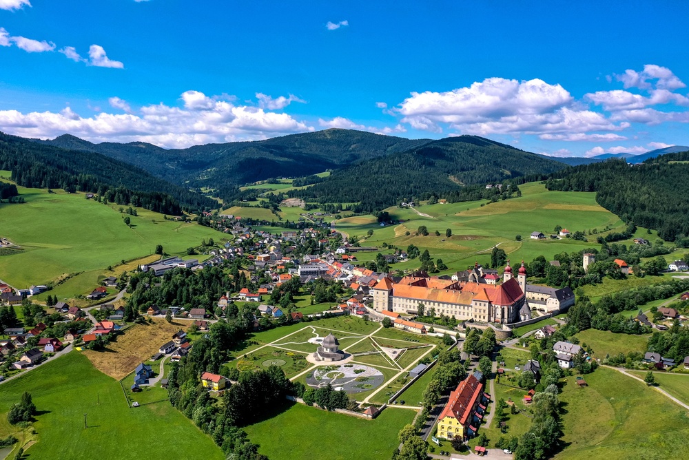 KULTURSOMMER IM KLÖSTERREICH: Geschichte erleben, Feste feiern, Tradition entdecken